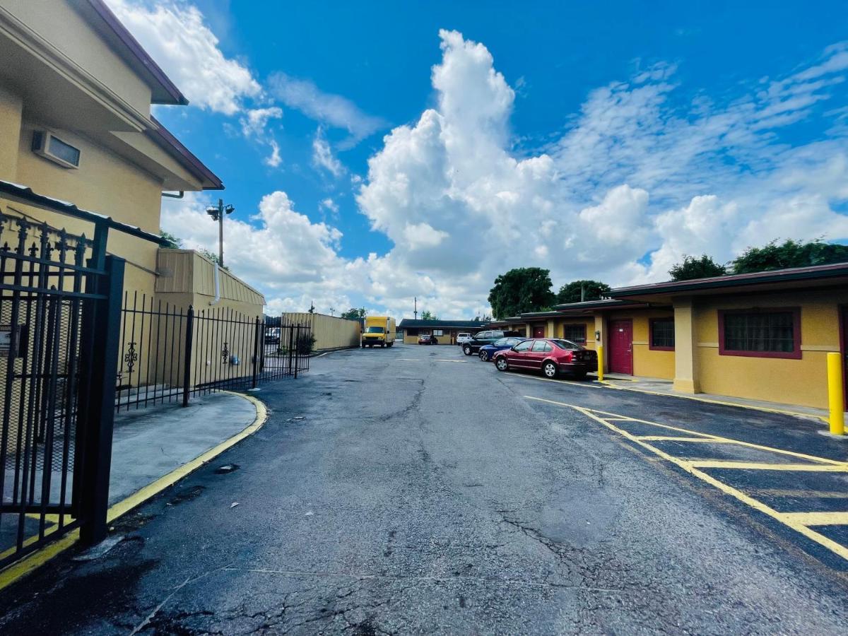 Royal Palms Motel & Rv Park New Orleans Ngoại thất bức ảnh